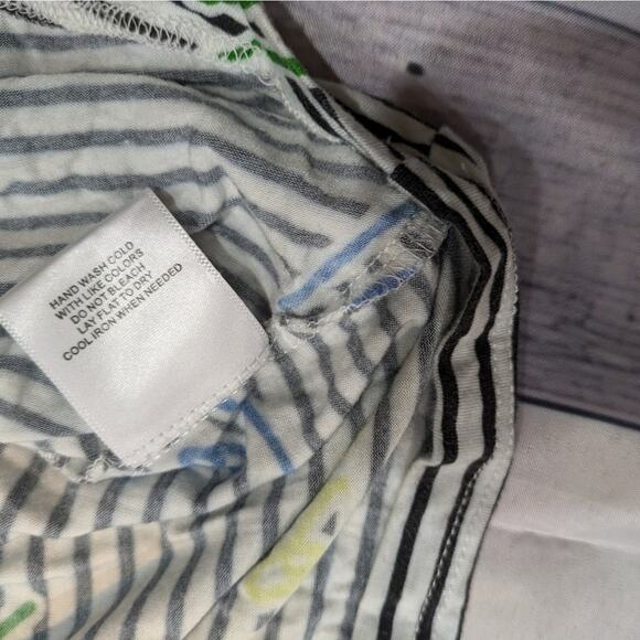 ModCloth Keep the Quirk Comin’ Ringer “love” Tee Size M - Picture 6 of 9